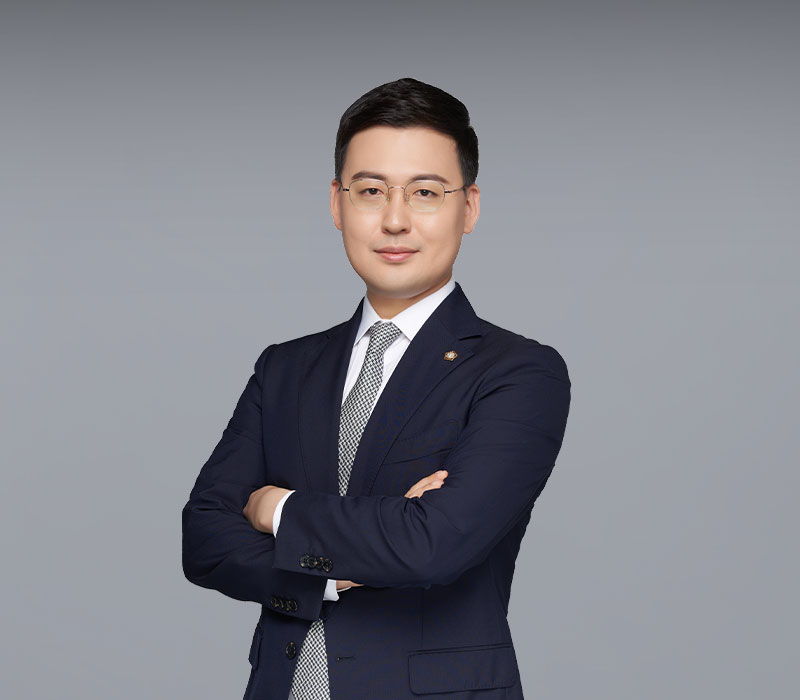 급식 먹으려고 몰래 중학교 들어갔다가 징역형 철퇴…왜? [안성훈변호사 인터뷰] 이미지