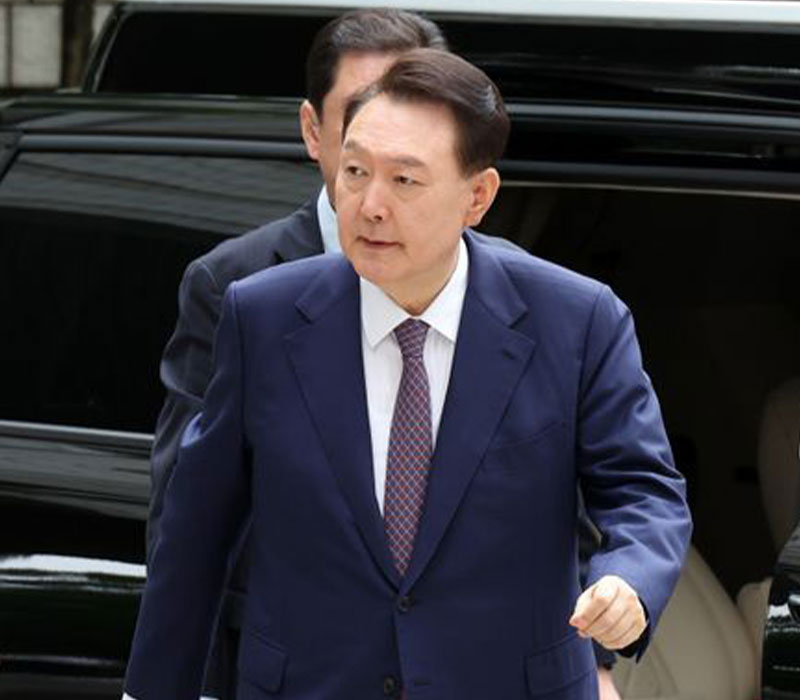 경찰 3차 소환도 불응한 尹…체포 후 재구속 가능성은? [안성훈변호사 인터뷰] 이미지