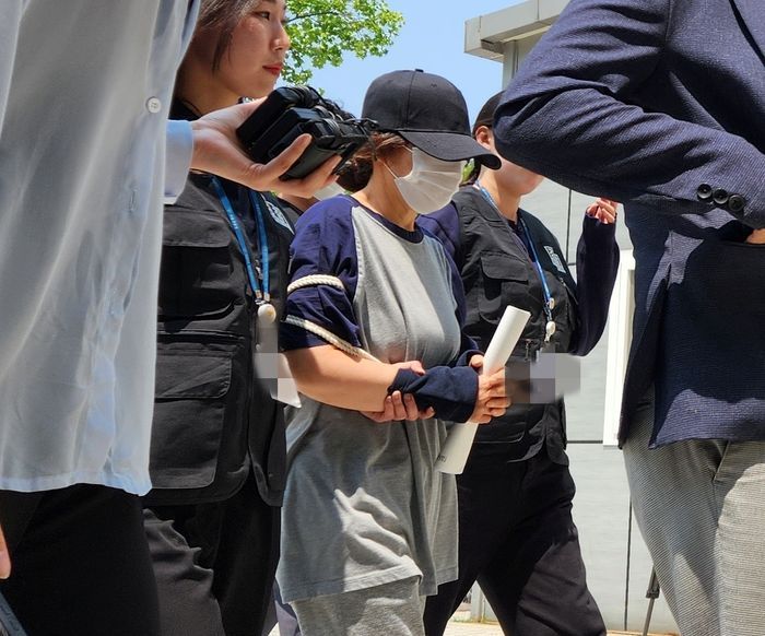 '남편 명의 대리투표' 선거사무원 구속…법조계 "집행유예 이상 처벌 불가피" 이미지