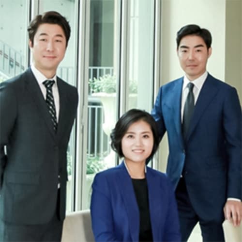 [엑스포츠뉴스]단순 해프닝 아닌 공중밀집장소추행, 부산형사변호사의 조언